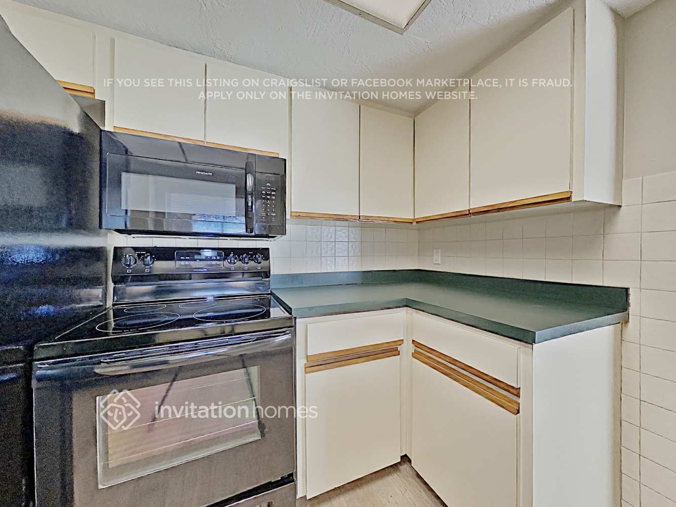 Building Photo - 2991 62nd Ave S