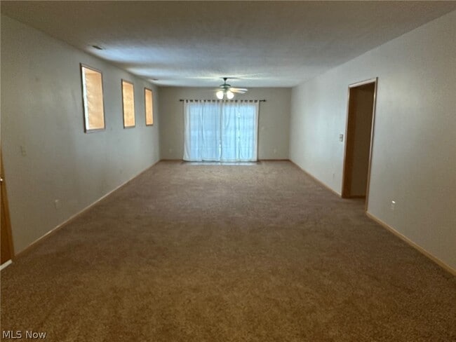 Building Photo - 1651 Discovery Rd