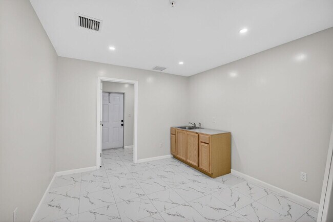 Building Photo - 3255 Avenue J