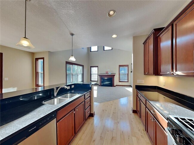 Building Photo - 8132 Clifford Cir