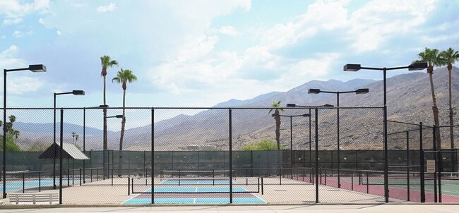 Building Photo - Beautifully Furnished Condo with Mountain ...