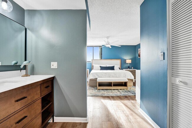 Building Photo - 300 Ocean Trail Way