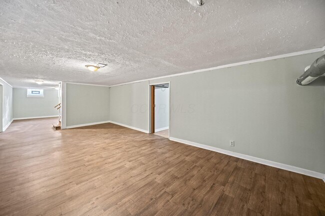 Building Photo - 1585 Peace Pl