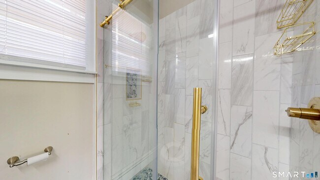 Building Photo - 1616 Chapel St