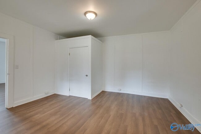 Building Photo - 3703 Fairview St SW