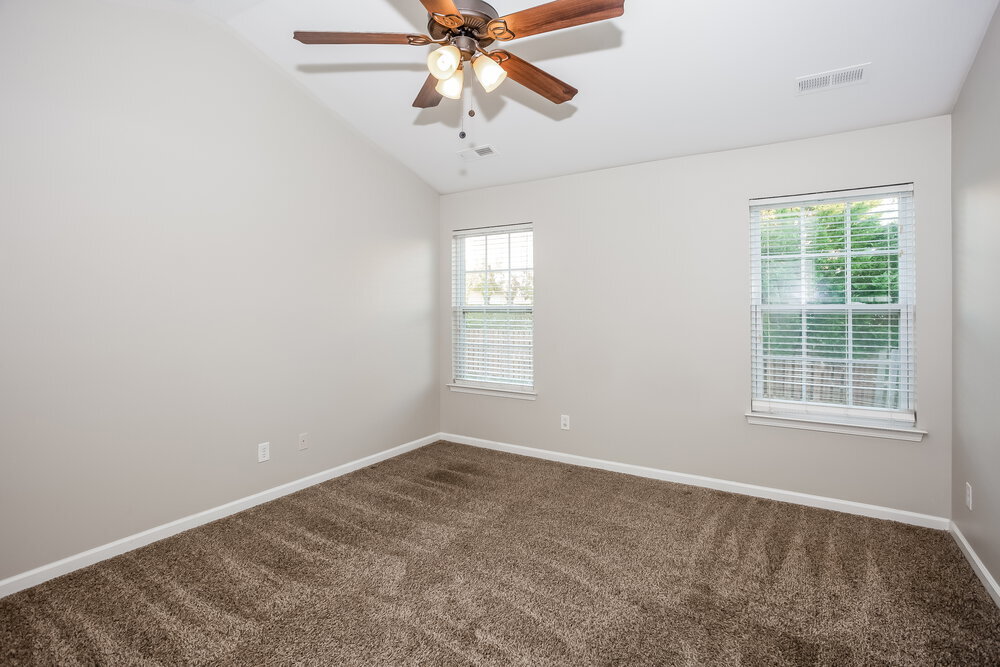 Building Photo - 1418 Moss Creek Dr