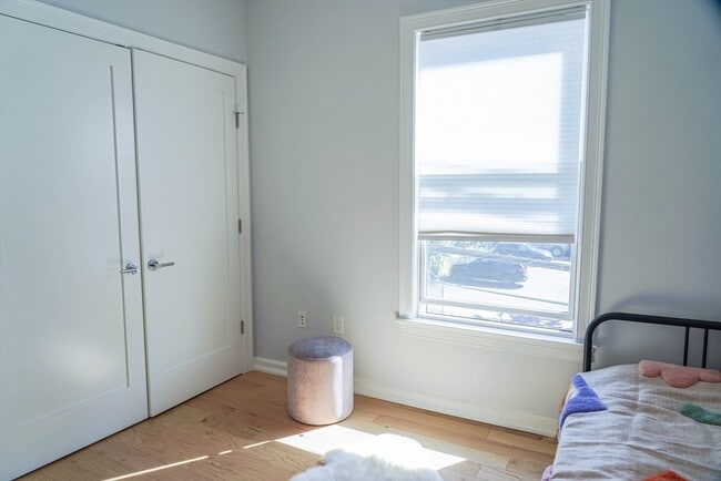 Building Photo - 135 Second St