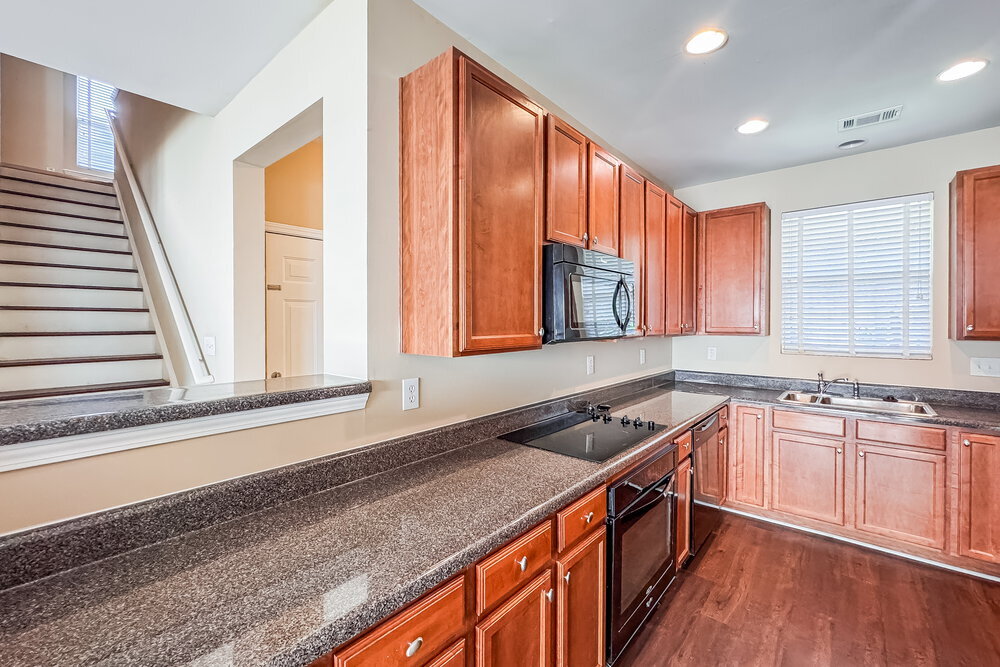 Building Photo - 3625 Roseman Landing