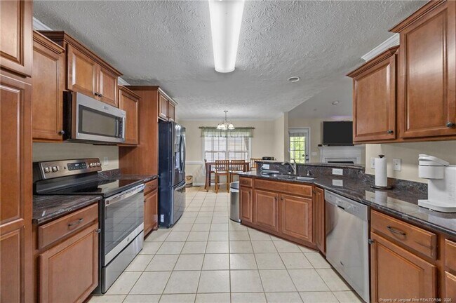 Building Photo - 3805 Sunchase Dr
