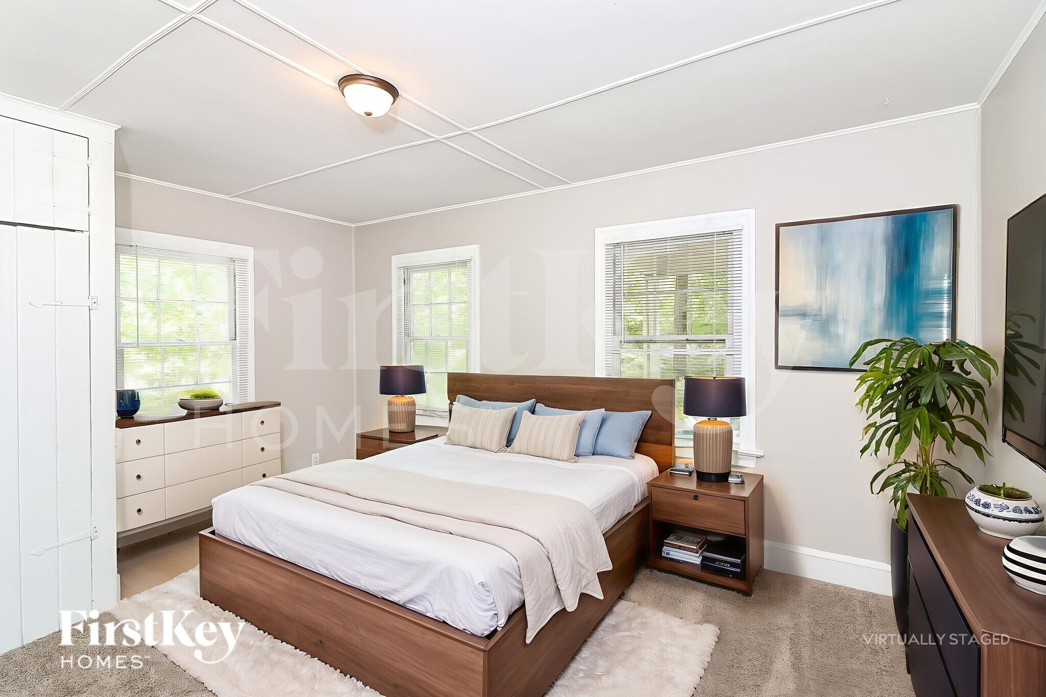 Building Photo - 2641 Sylvan Rd