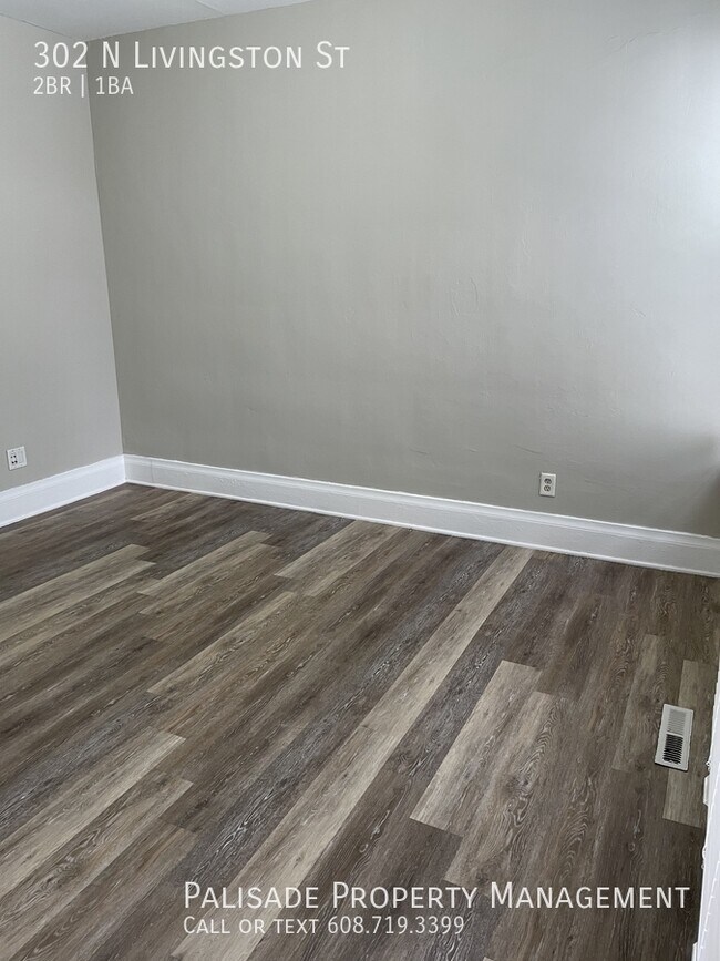 Building Photo - 302 N Livingston St