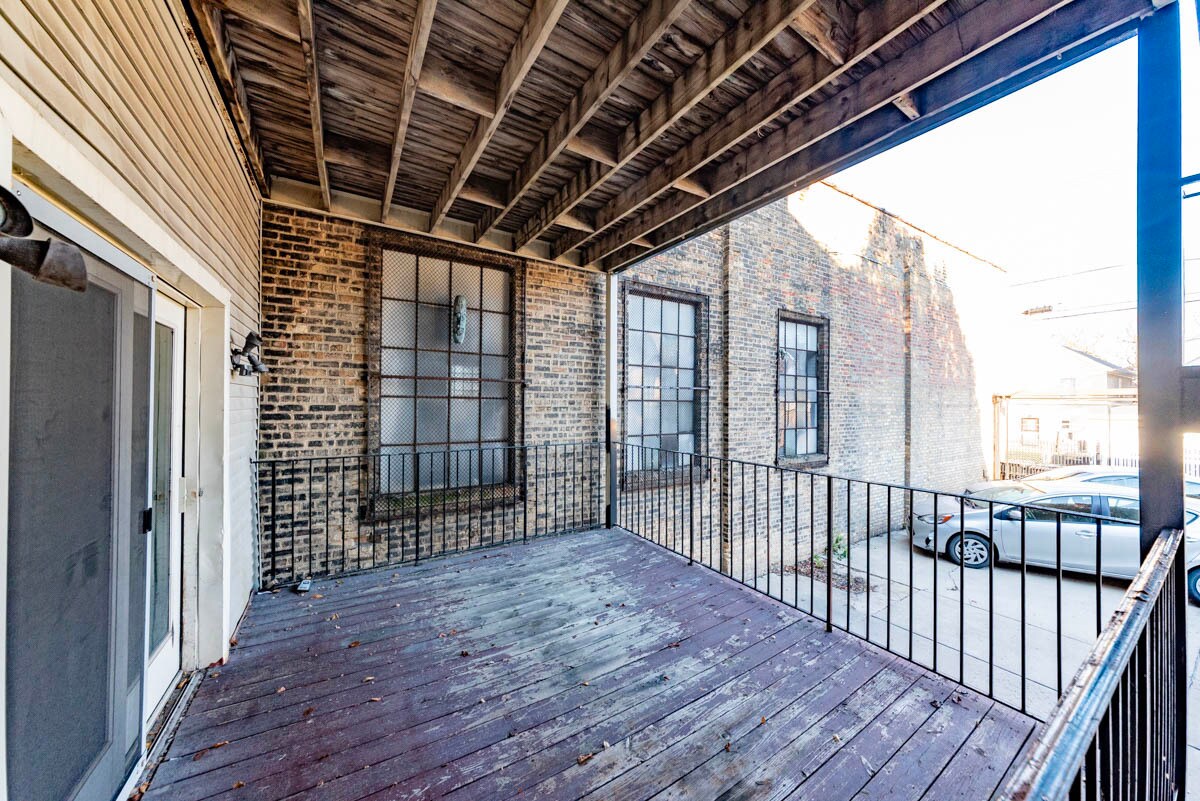 Building Photo - 1707 N Fairfield Ave