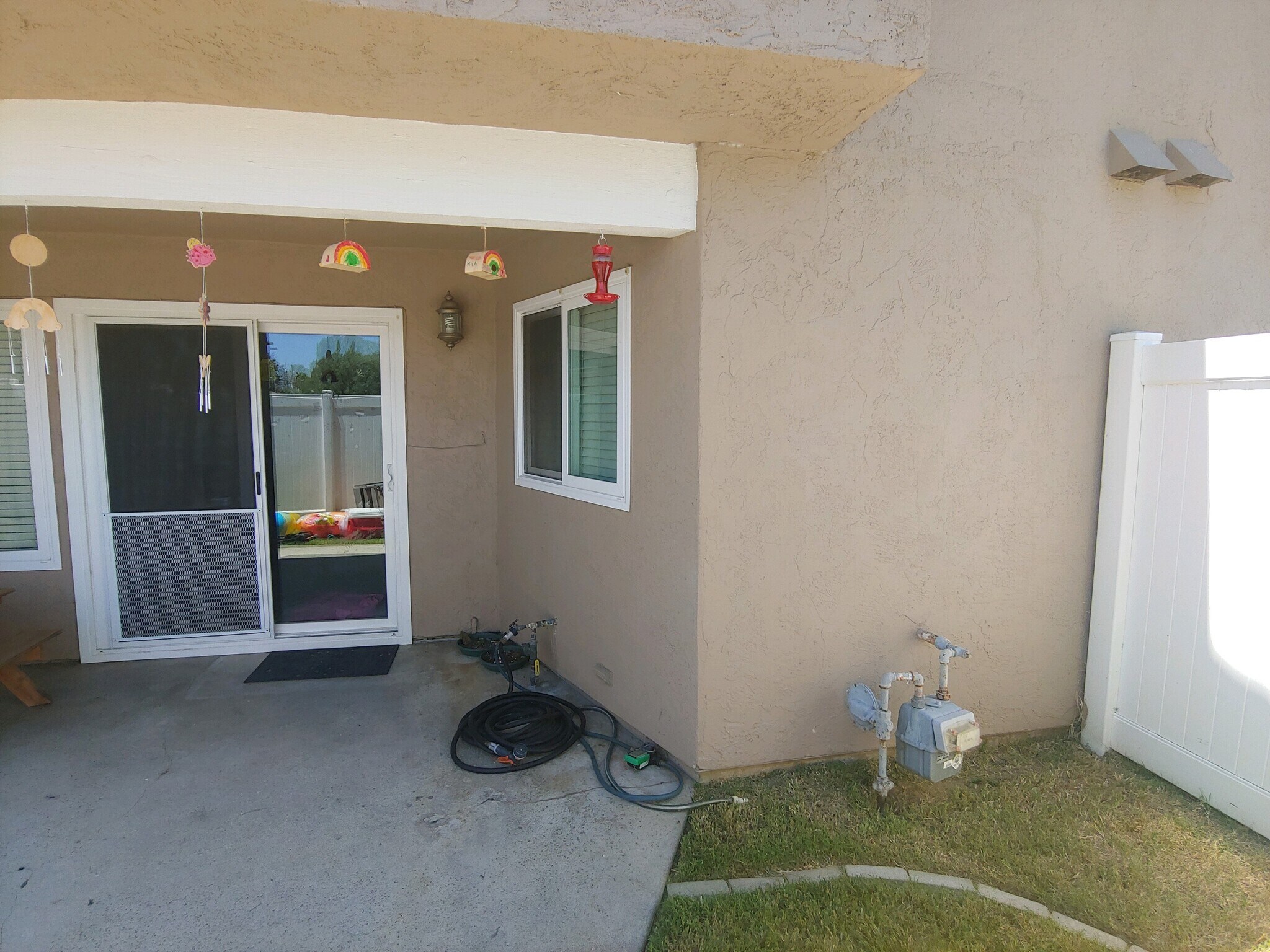 Building Photo - 44553 La Paz Rd