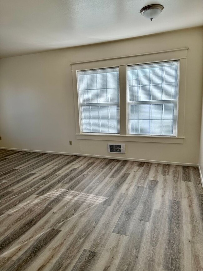 Interior Photo - Vancouver Ave.