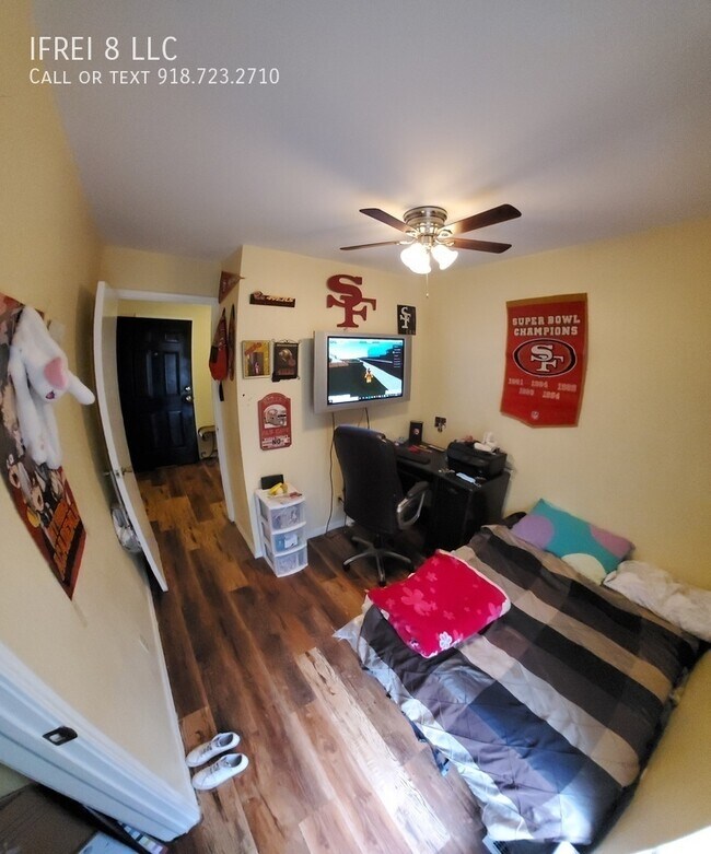 Building Photo - 1435 S 124th E Ave