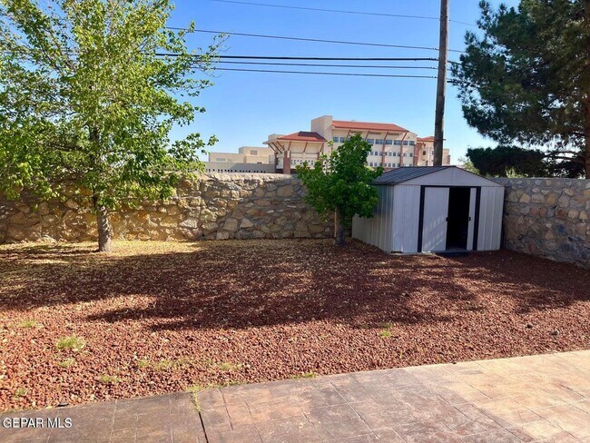 Building Photo - 12268 Tierra Ruby Dr