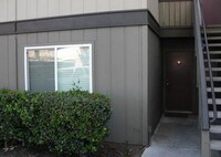 Building Photo - 361 Masters Ct