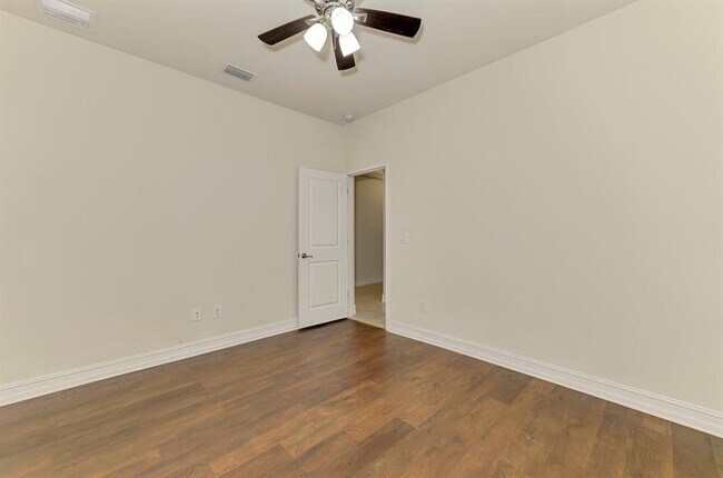 Building Photo - 4429 Conchfish Ln