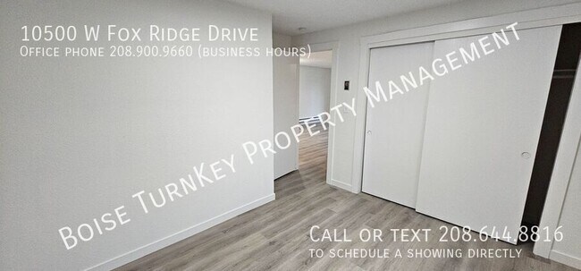 Building Photo - 10500 W Fox Ridge Dr