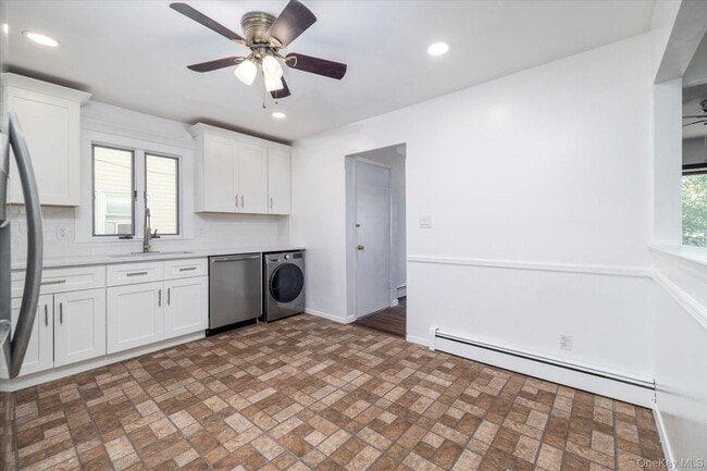 Building Photo - 72 Althouse Ave