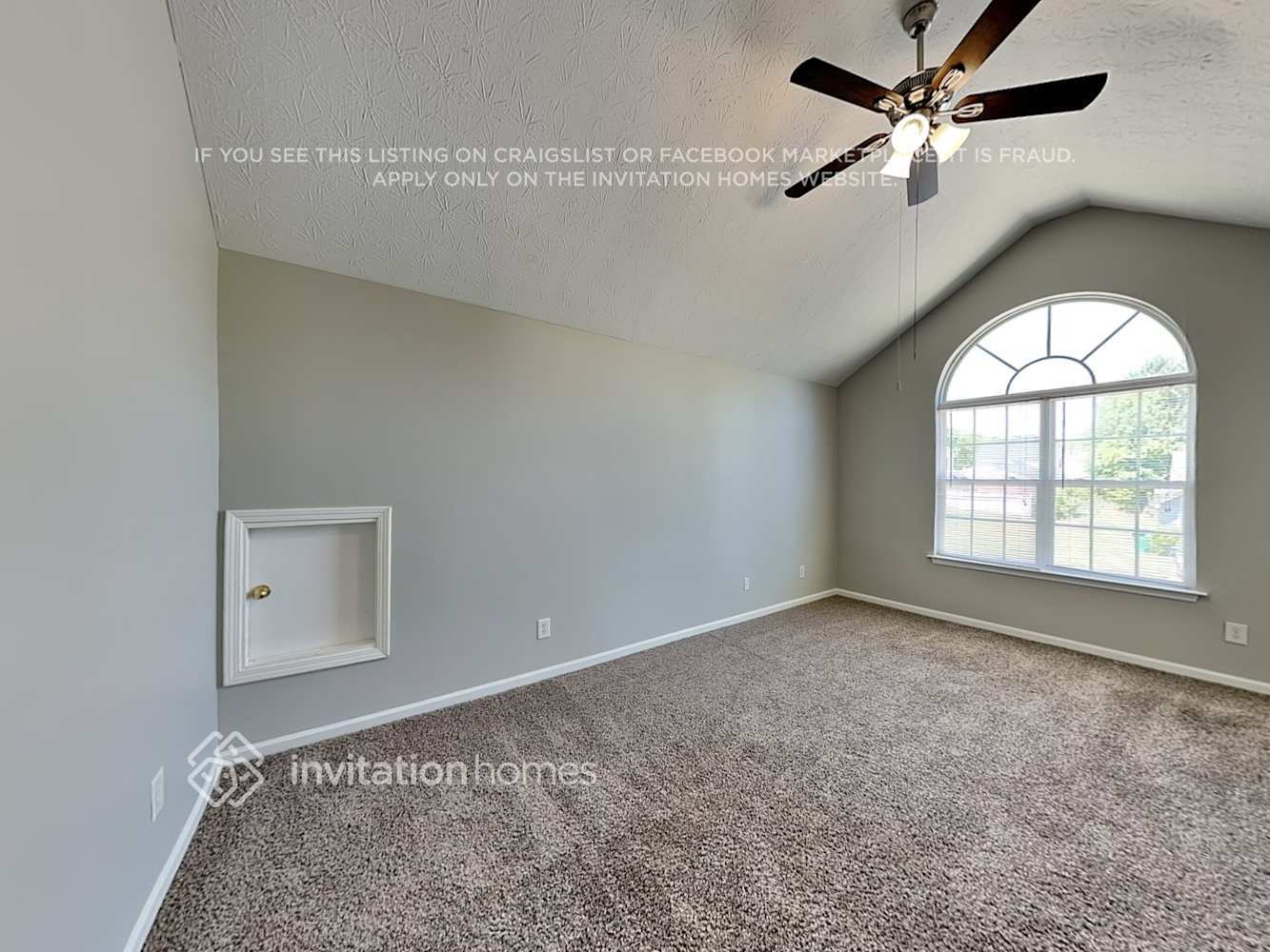 Building Photo - 2625 Fairstone Ave