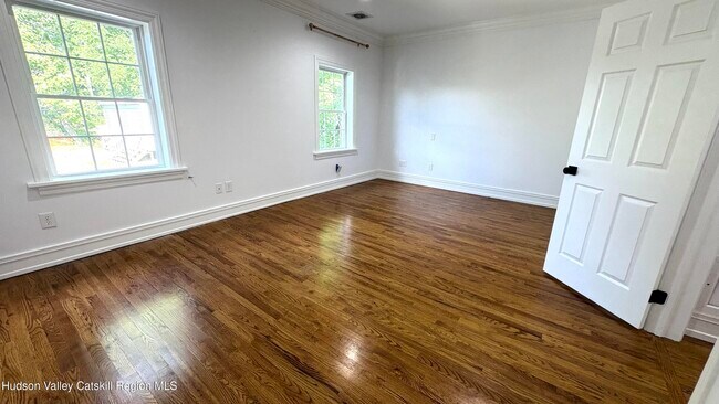 Building Photo - 16 McKinstry Pl