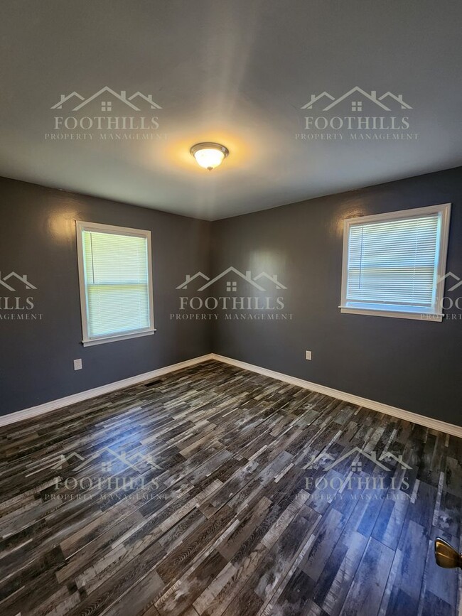 Building Photo - Spacious 3 Bedroom Home in Starr with Gara...