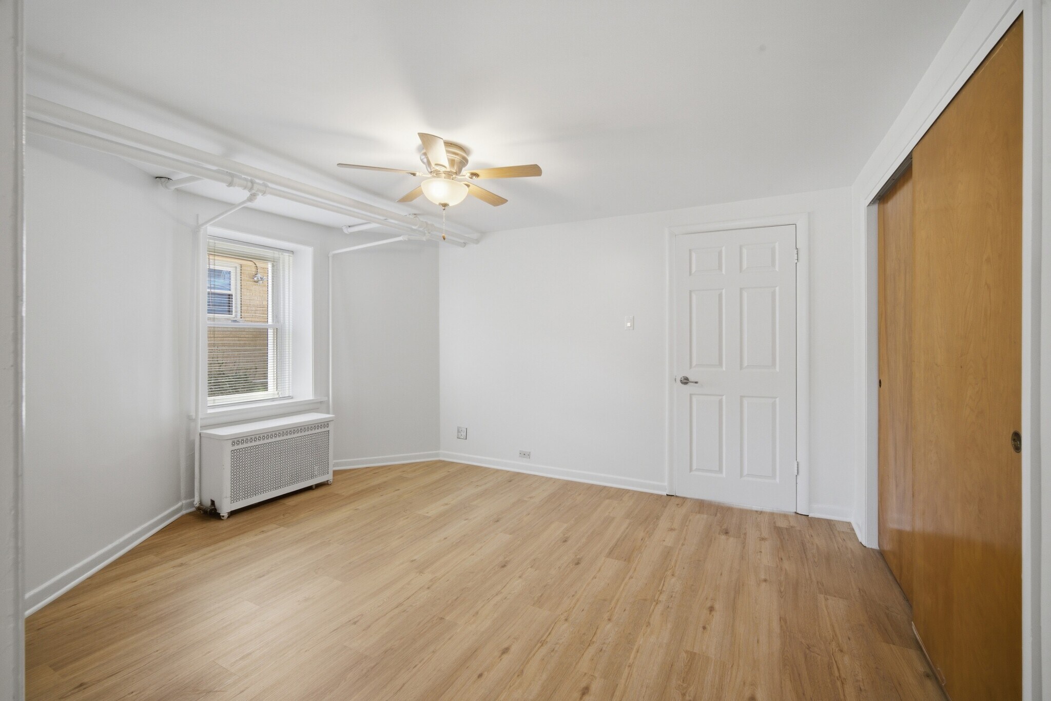 Building Photo - 7314 N Crawford Ave