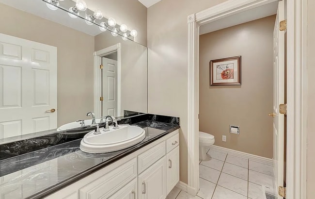 Building Photo - Garden Level in Luxury Home Available Now