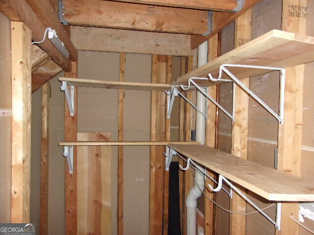 Building Photo - 340 Twin Point Way