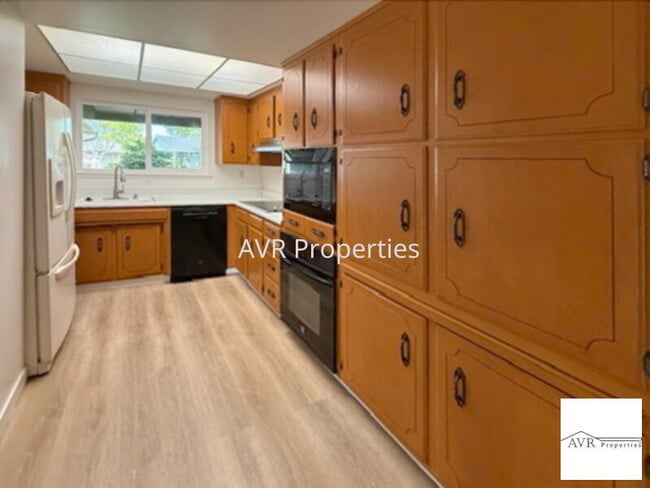 Building Photo - Now with central AC; Great single family h...