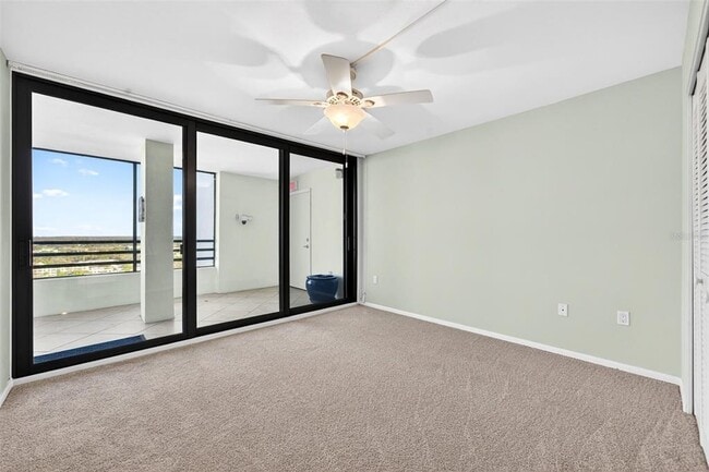 Building Photo - 770 S Palm Ave