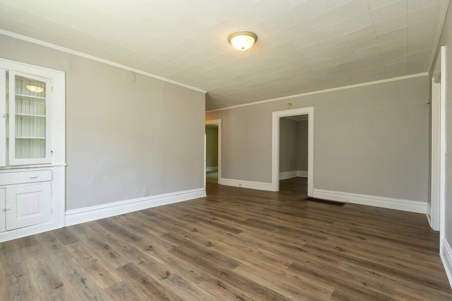 Building Photo - 4028 Highland Ave