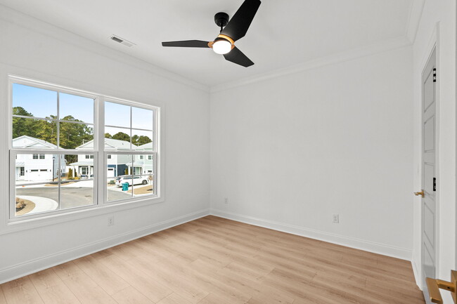 Building Photo - 113 ARBOR RIDGE CIR