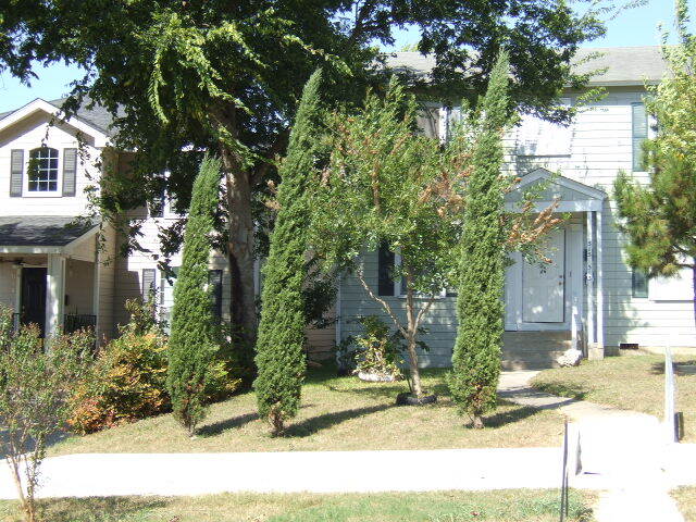 Building Photo - 513 Eleanor Ave