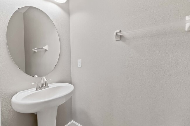 Building Photo - MOVE IN SPECIAL- 3/2.5 Beautiful Energy Ef...