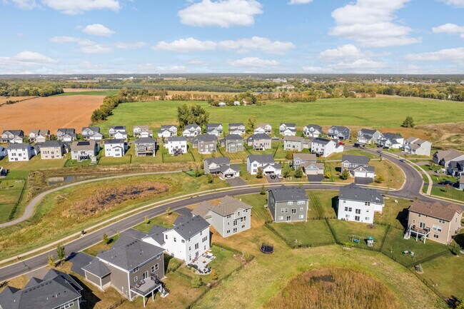 Building Photo - 17545 57th St NE