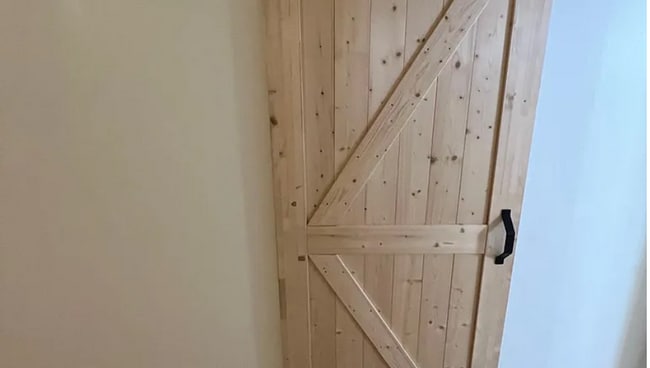 Building Photo - $0 First Month's Rent / $0 Deposit at Move-in