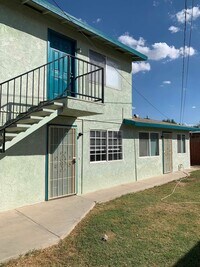 Building Photo - 265 B St