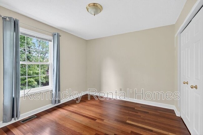 Building Photo - 1104 Rolfe Ln
