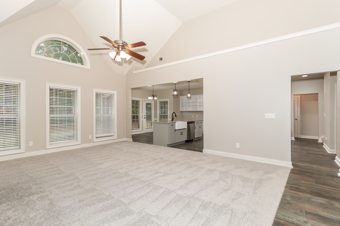 Building Photo - 256 Suffolk Way