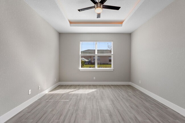 Building Photo - 740 Fraser Ct