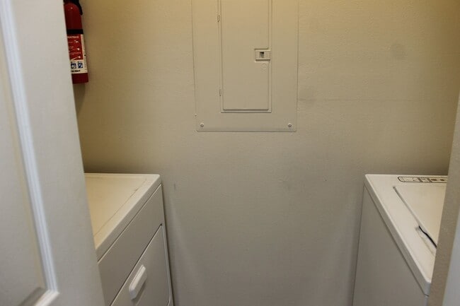 Building Photo - Plantation Point - Second Floor Villa