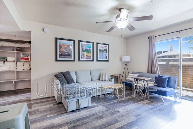 Building Photo - 1385 W University Ave