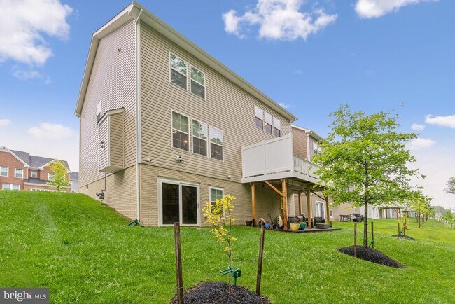 Building Photo - 10908 Meridian Hill Way