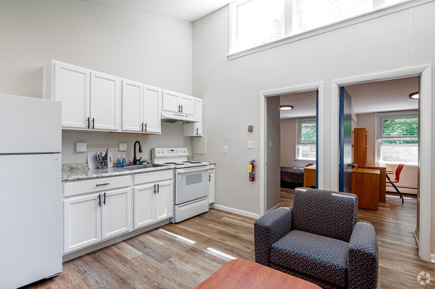 Primary Photo - Villages at Hartford