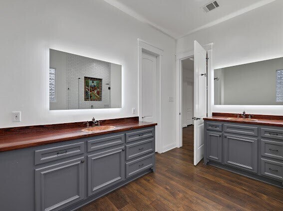 Building Photo - 1408 W 23rd St