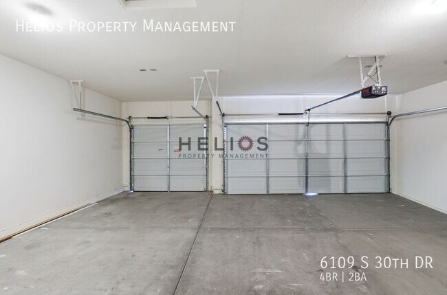 Building Photo - 6109 S 30th Dr