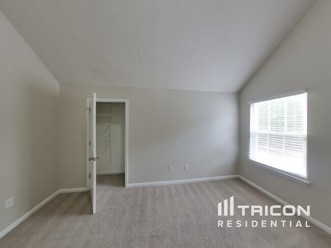 Building Photo - 410 Creekview Boulevard Covington GA