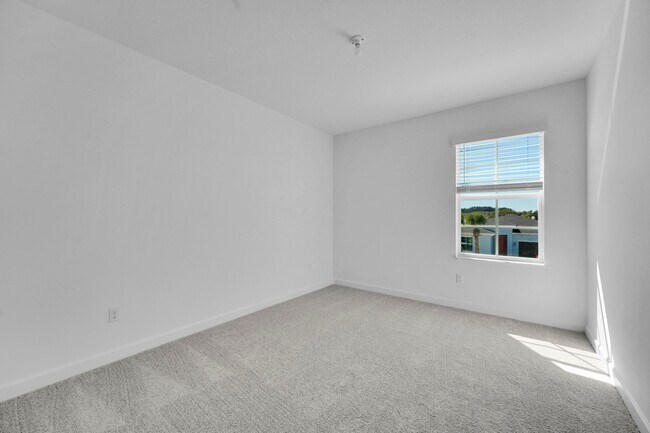 Building Photo - 3492 Cedar Grv Dr